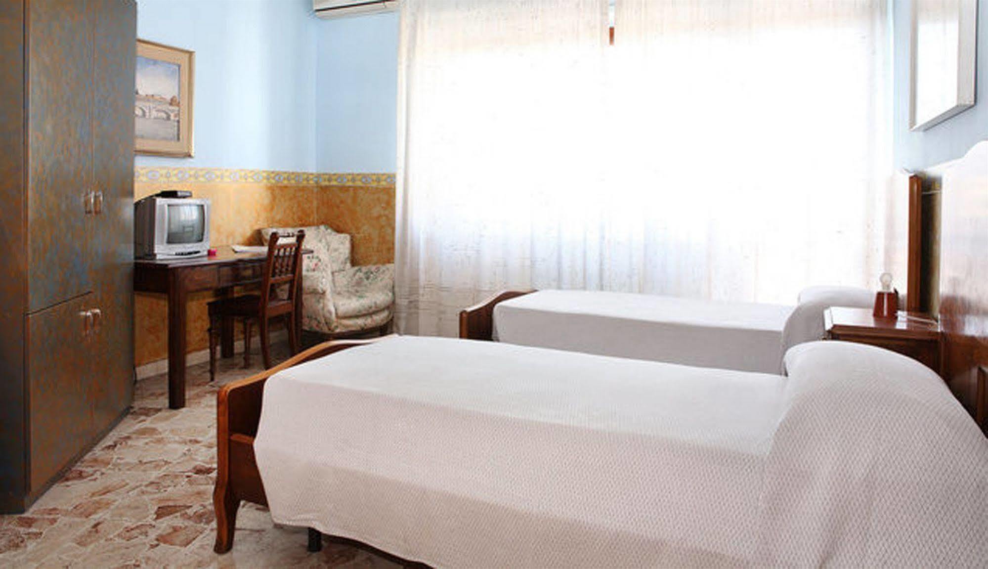 Casa Tina Maugeri Bed & Breakfast CTA Exterior foto